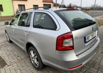 Škoda Octavia 1,6 TDI COMBI nafta manuál 77 kw - 4