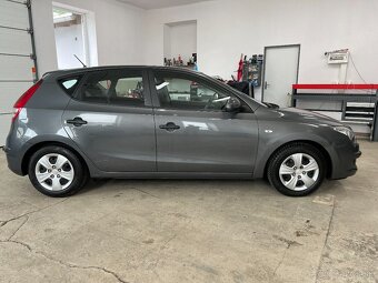 Hyundai i30 1.4i 16V BLUE DRIVE PLNÁ SERVISNÍ KNÍŽKA - 4