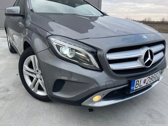 Mercedes-Benz GLA 220d 4MATIC A/T- Ser. história, SR vozidlo - 4