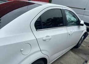 Rozpredám na diely Chevrolet Aveo sedan T300 1.6 85kw - 4