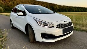 KIA Cee’d Sporty Wagon 1.6 CRDi 136k Platinum A/T + záruka - 4