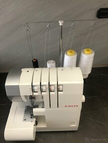 Overlock Singer 14SH754 - 4