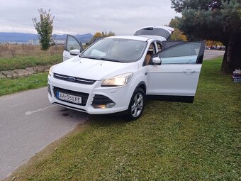 Ford Kuga 1.6  110 kw - 4