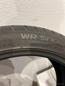 Nokian WR Snowproof P 225/40 R18 92 v Zimné - 4