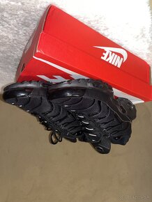 Nike Air Max Plus Black - 4