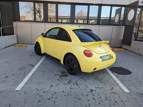 VW New Beetle 2.0 - 4