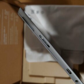 Predám Microsoft Surface Go 3 Tablet - 4