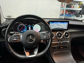 MERCEDES GLC 220d 4matic AMG line PRVY MAJITEL - 4