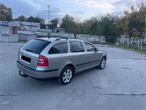 Predám Škoda Octavia 2 4x4 1.9 TDi 77kw r.v08 Combi - 4