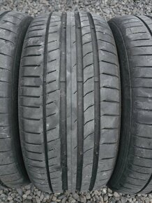 Predam letne pneu continental 225/40 R18 - 4