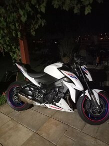 Suzuki GSX-S 1000 -SR- km 13 tis - 4