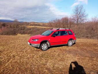 Mitsubishi Outlander 4 x 4 - 4