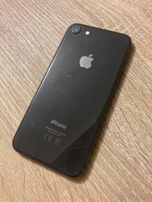 iPhone 8 / 64GB mala puklina nad displejom vľavo - 4