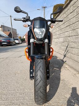 KTM DUKE 690 - 4