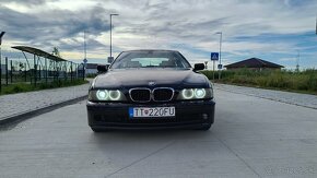 Predám BMW E39 525i (2001) - 4