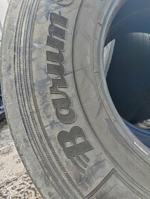 315/80 R22, 5 Barum BF200 ( predné) - 4