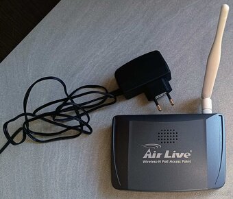 ✔️OvisLink AirLive AP60 Wifi 150MBps + 4x 100Mbit 802.11 bgn - 4