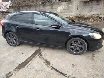 Volvo V40 Cross country - 4