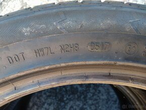 Continental 295/40R21 - 4