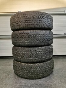 Michelin 235/65 R17 Latitude Alpin - 4