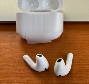 Apple AirPods 3. Generácie - nové, necely rok v záruke - 4