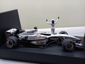 F1 MCLAREN MERCEDES MP4/17D 1.WIN RAIKKONEN MINICHAMPS 1:18 - 4