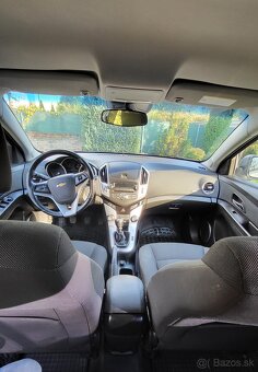 Chevrolet Cruze 1.6 - 4