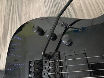 Gitara s rukopisom Kirka Hammetta (Metallica). - 4