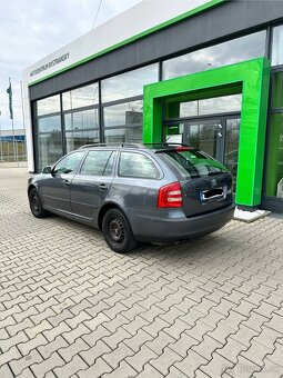 Škoda octavia 2 2006 2.0fsi 180-tisíc km - 4