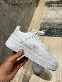 Nike Air Force 1 - 4