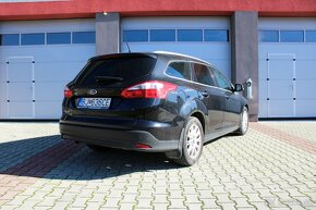 Ford Focus Kombi 1.6 TDCi DPF 115k Titanium - 4