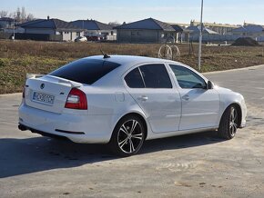 Škoda Octavia RS 2.0 TSI 6st. manual - 4