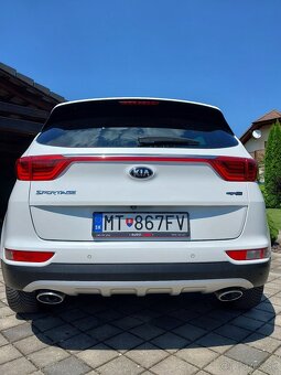 KIA SPORTAGE GT line - 4