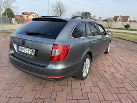 Škoda Superb - 4