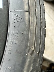 Hankook winter i cept 215/60 R17C zimne - 4