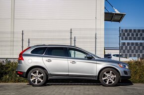 Volvo XC60 D4 2.4L Momentum AWD - 4