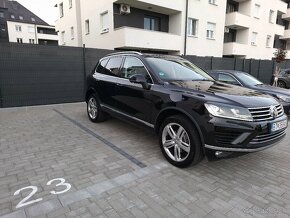 Volkswagen Touareg 3.0 tdi dsg panorama - 4