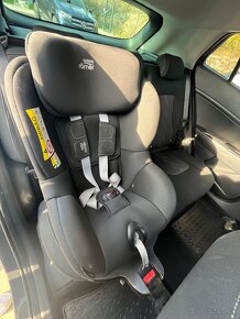 Otočna autosedacka Britax Romer - 4