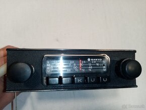 autorádio SANYO F 8068 - retro - 4