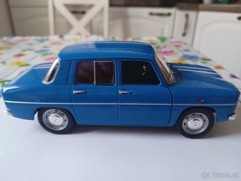 1:18 Renault R8 Gordini IXO - 4