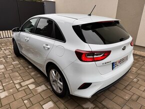 KIA CEED 1,4 MPI, SILVER,BENZÍN, KÚPENA NA SK, 91 542 KM,DPH - 4