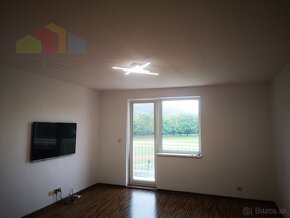 3 izbový byt Dubnica nad Váhom, 105 m2, dva balkóny - 4