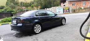 BMW E90. - 4