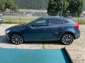 Volvo V40 D2 2.0L Cross Country Black Edition - 90.000 km - 4