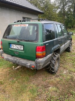 Jeep Grand Cherokee - 4