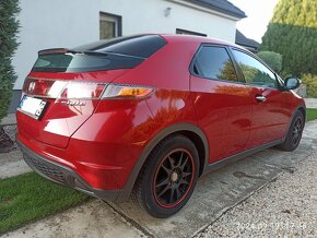 Honda civic 8G 1,4 i 61kw - 4