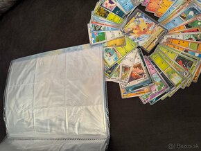 Pikachu album a 50 Pokémon originál kariet + silná V karta - 4