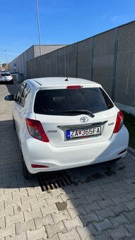 Toyota Yaris III 1,0 benzín, 51 kW - 4