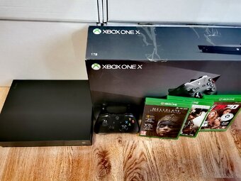 Xbox One X 1TB - 4