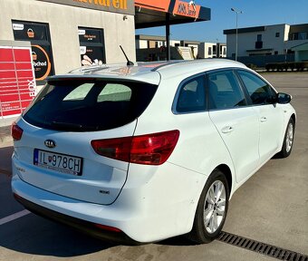 Kia Ceed - 4